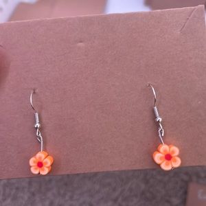 hawaiian earrings!